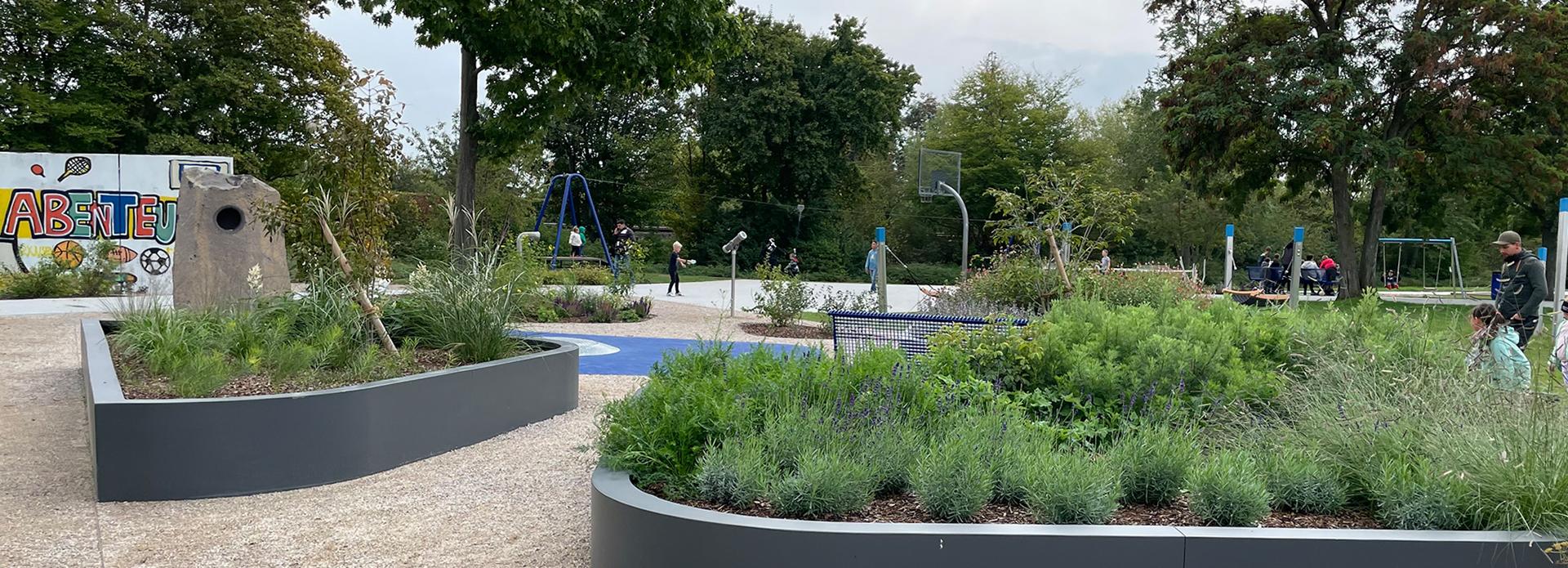 Referenz: Abenteuerspielplatz, Neustadt a. d. Weinstraße, Shape Hochbeete und Kontrast Einfassungen