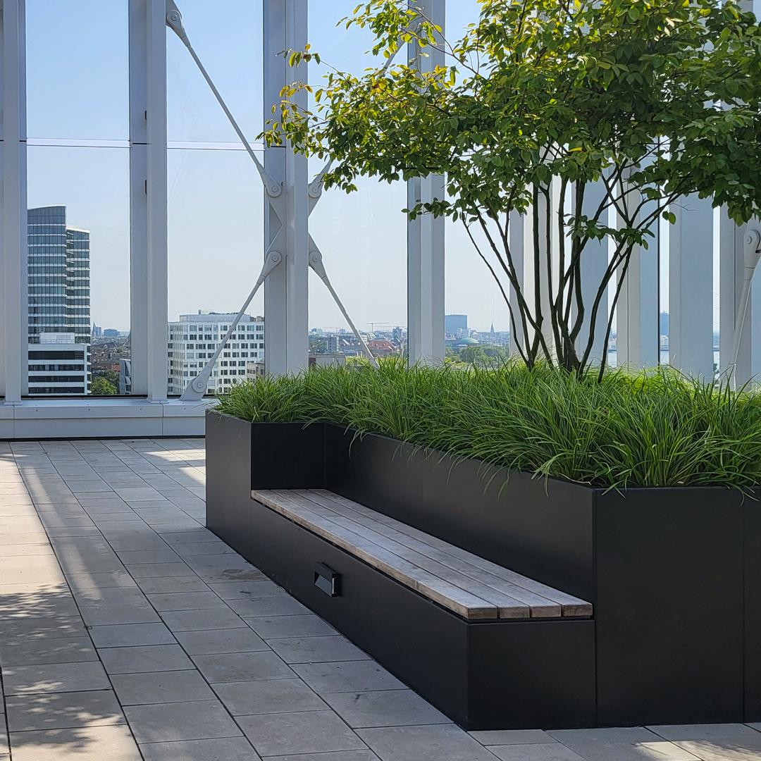 Referenz: LYGHT, Düsseldorf, Shape Hochbeete auf Dach