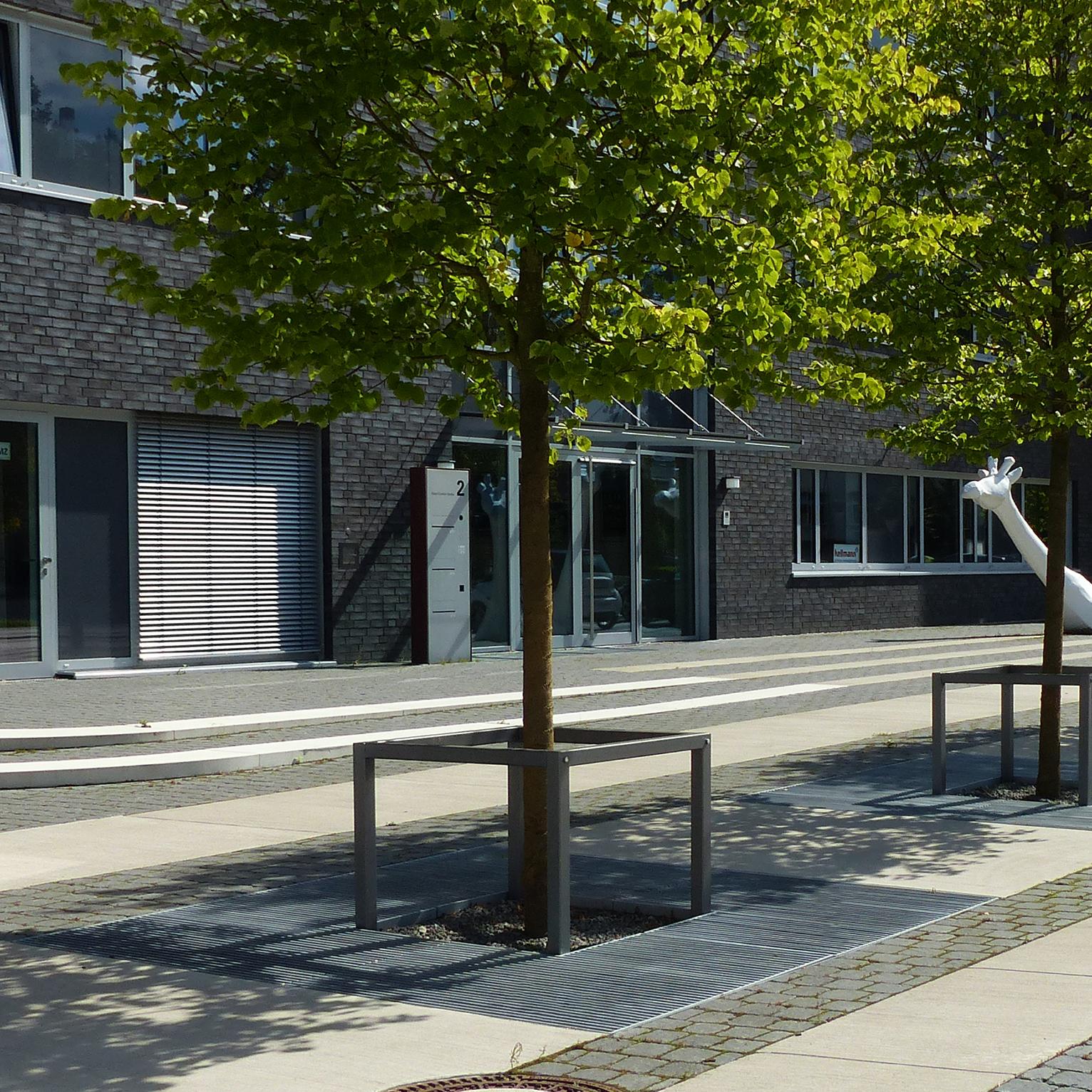 Referenz: Entrée Platz am ICO, Osnabrück