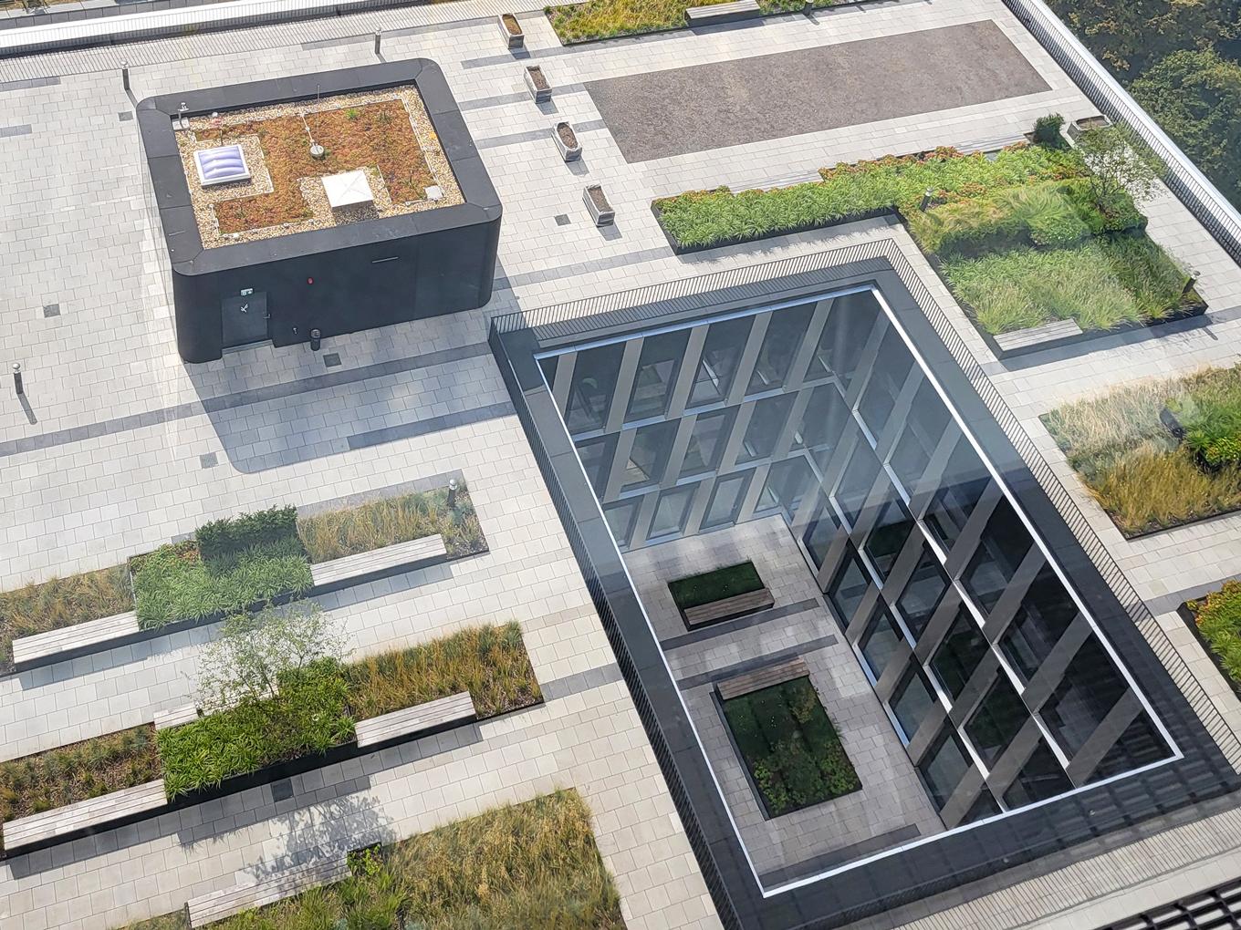 Referenz: LYGHT, Düsseldorf, Shape Hochbeete zur Dachbegrünung