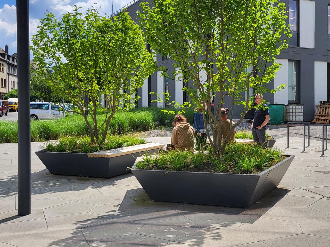 Referenz: Max-Planck-Institut, Mühlheim, Shape Hochbeete polygonal