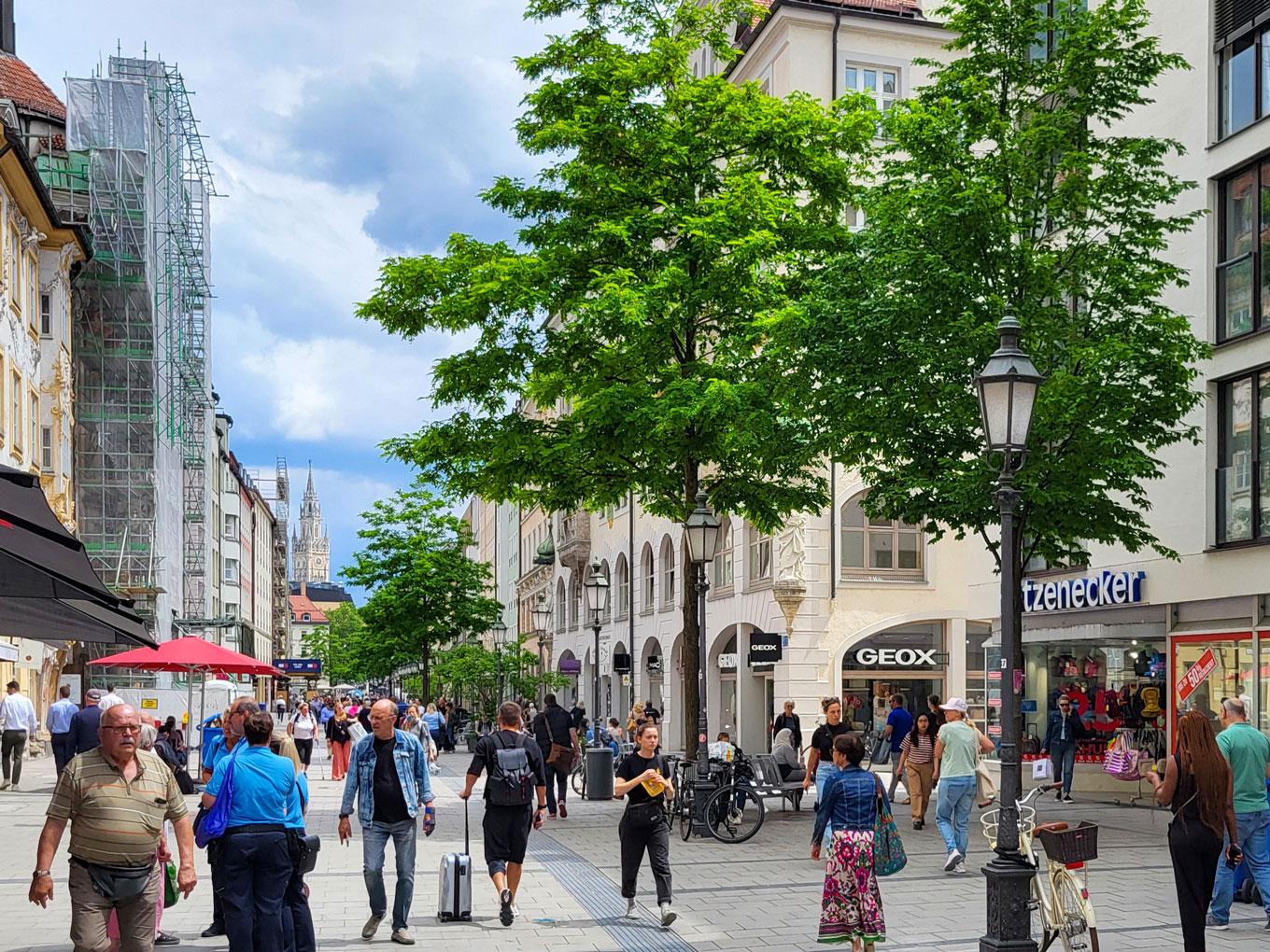 Referenz: Sendlinger Straße, München, Baumstandorte mit RootSpace 2024