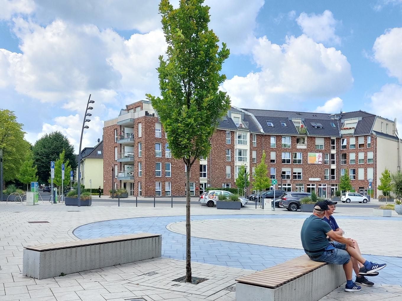 Referenz: Rathausplatz, Übach-Palenberg