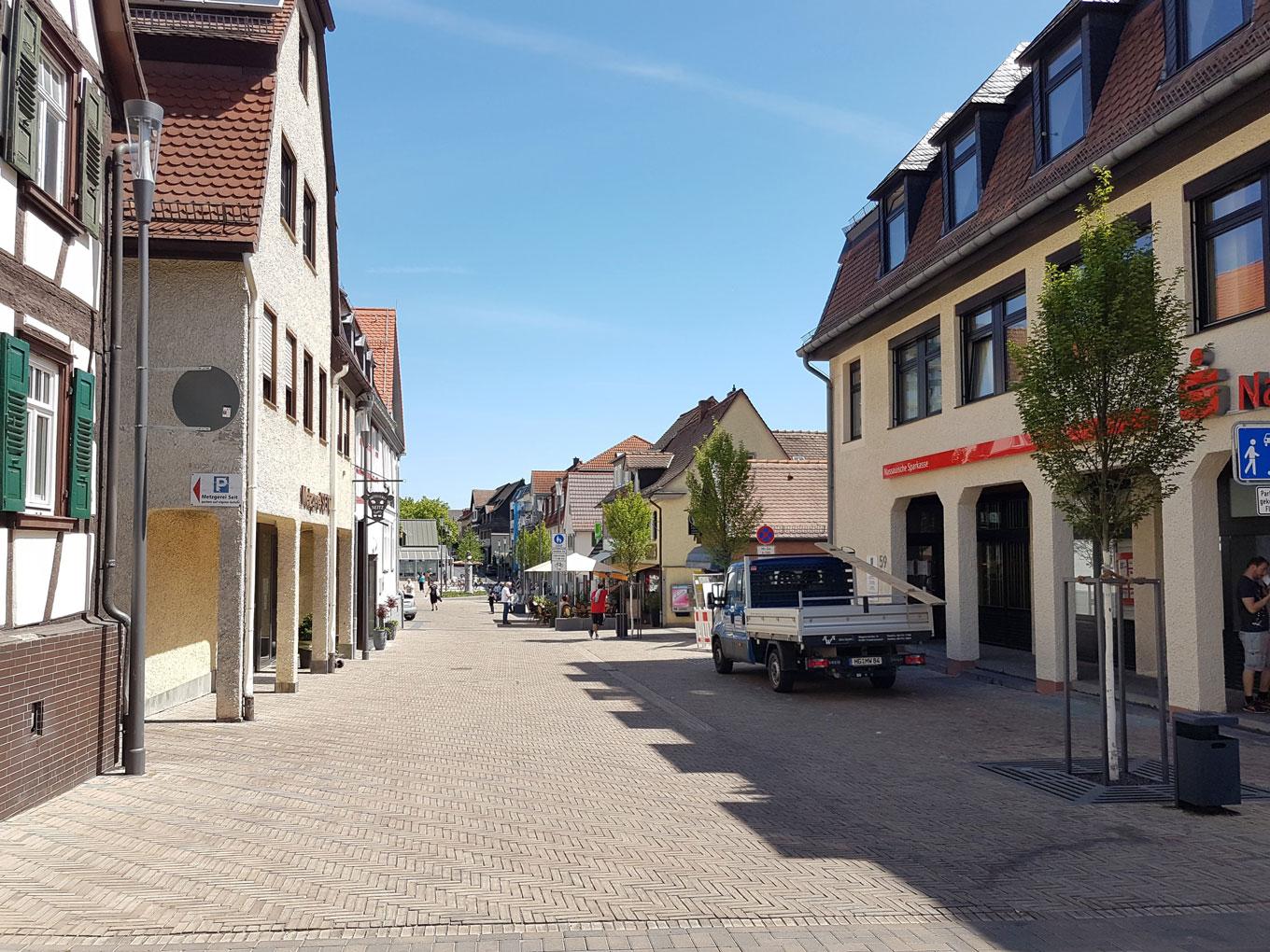 Referenz: Landgrafenplatz, Friedrichsdorf